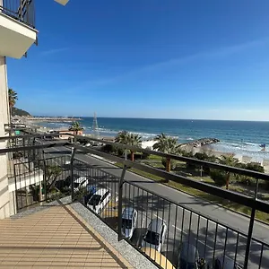 Rivamare 3 Locali Di Fronte Al Mare Appartamento Marina dʼAndora